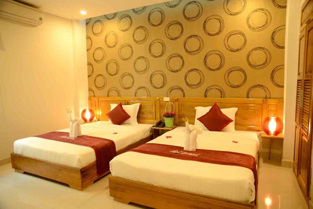 Khách sạn Red Diamond