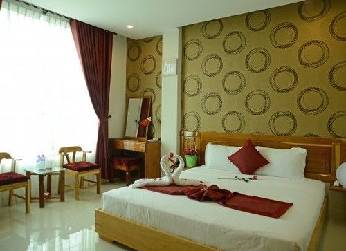 Khách sạn Red Diamond 2*